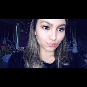 Meet your Posher, Lizbeth